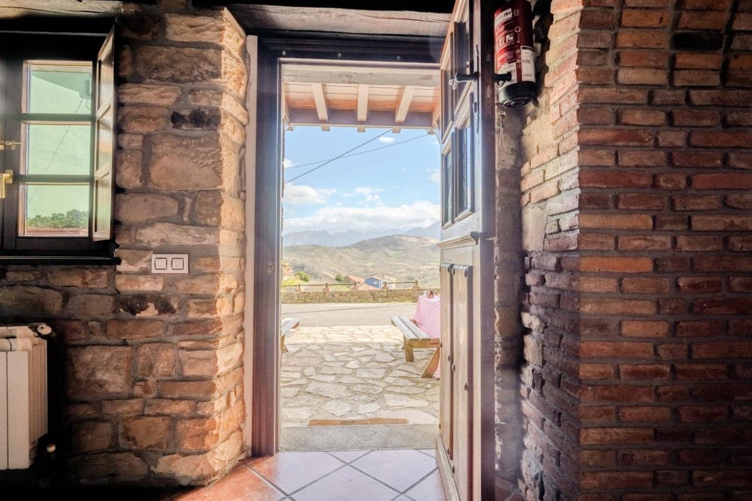 Casa De Aldea El Toral *