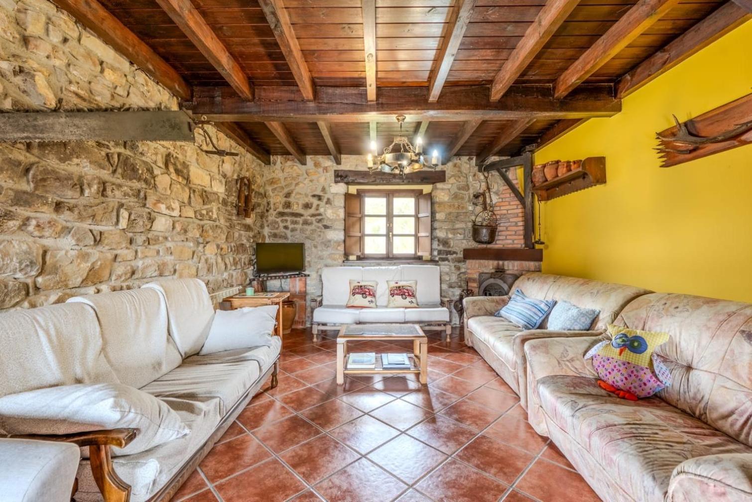 Casa De Aldea El Toral
